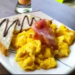DESAYUNO AMERICANO