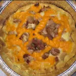 Esfiha bacon cheddar