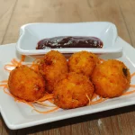 Bolinho de Salmão com Kani - 4und