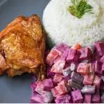 Pollo al horno con ensalada rusa