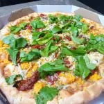 BROTO 4 fatia RUCULA COM TOMATE SECO