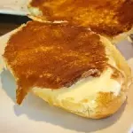 Pão Francês na Chapa com Requeijão