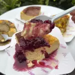 PORCIÓN VASCA CON FRUTOS ROJOS🍇