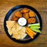 6 BONELESS COMBO