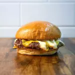 Cheeseburger Campeona Simple