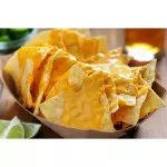 Nachos con queso al horno