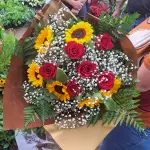 A008 Ramalhete 6 rosas e 6 girassol