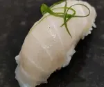 Nigiri de pescado blanco