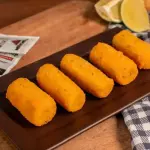 Porção de batons de bacalhau