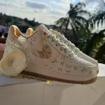 AIR FORCE
