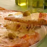 Pizza Mussarela