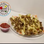 Papas a la francesa con carne