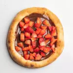Chocolate ao leite com morango