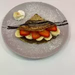 CREPE PLATANO FRESA Y NUTELLA