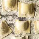 Ravioli Espinafre com Ricota Fresca