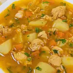 Sopa frango tradicional
