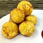 4 Bolones de plátano maduro