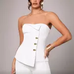 Blusa blanca estraple a un costado