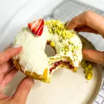Pistache com frutas vermelhas