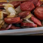 Calabresa acebolada