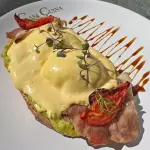 Huevos Benedictinos