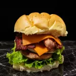 X-bacon com Cheddar