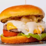 HAMBURGUESA TRES QUESOS