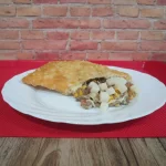 7) Carne, palmito, milho e tomate