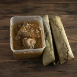 Côtes de porc à la sauce d'arachide