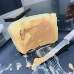 QUEIJO TRUFADO COM DOCE DE LEITE