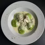 SORRENTINOS CON SALSA CHAMPIGNONE