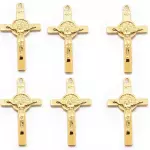 Dijes de crucifijo color dorado
