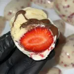 Mini Colher Cravejado 🍓🍫