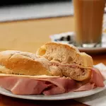 Sandes de Pão Carcaça