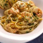 Macarronada de camarão