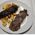 Entrecot, patatas, pimiento