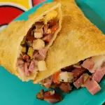 Pastel Especial de Calabresa