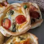 TOMATE, CRUDO Y ALBAHACA