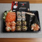 Combo 9/ 18 unidades + 2 temaki