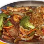 AC1 arroz y chopsuey pollo