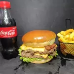 Burger doble carne + papa