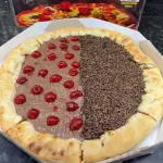Pizza 1/2 floresta negra 1/2 brigade