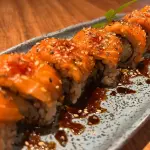 Uramaki Salmão Croc