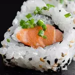 Uramaki Salmão