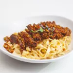 PASTA EN SALSA AURORA CON MILANESA