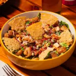 CÉSAR CON POLLO