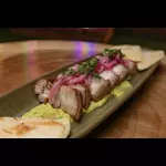 CHICHARRON CARNUDO AL ESTILO PRADA