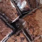 pedaço de brownie tradicional