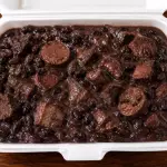 Porção de feijoada