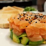 TARTAR DE SALMON CON PALTA